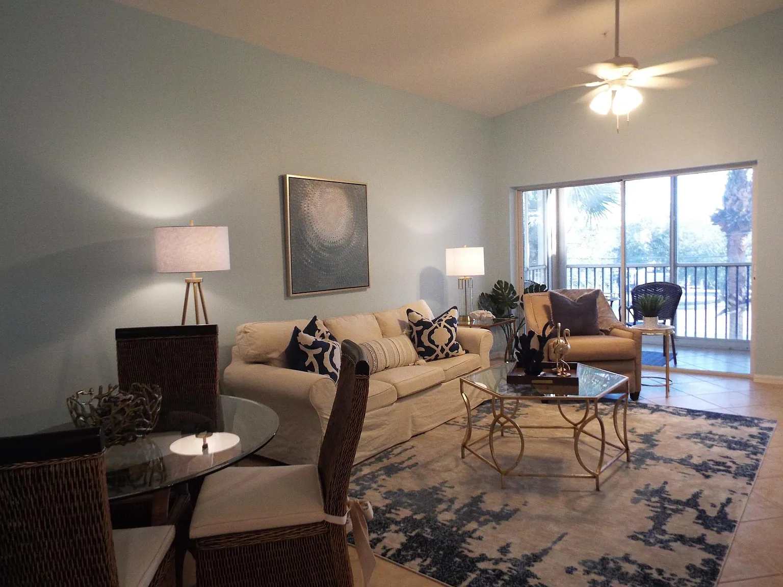 3 bed, 1043 sqft, $1,600 — Photo 3
