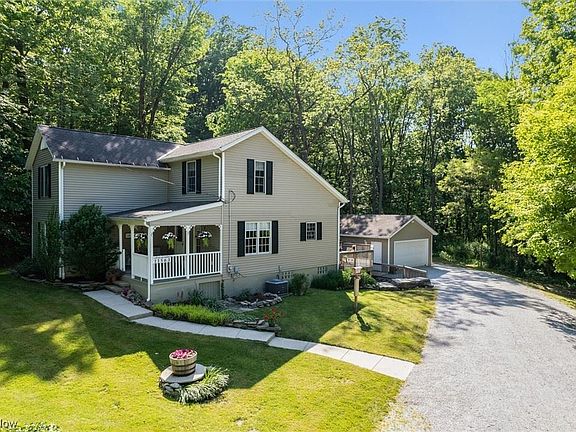 3rd image of 11563 Fay Rd