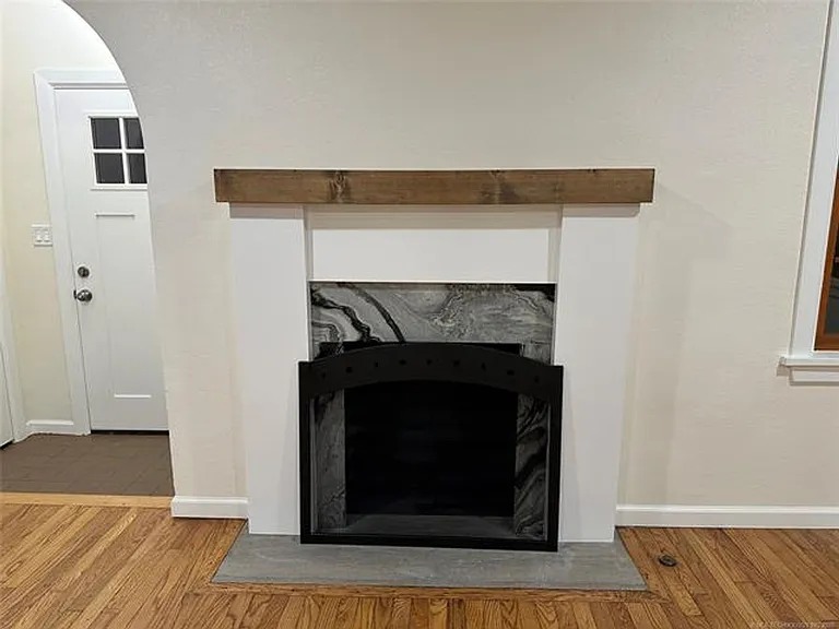 1235 S Gary Pl — Photo 19