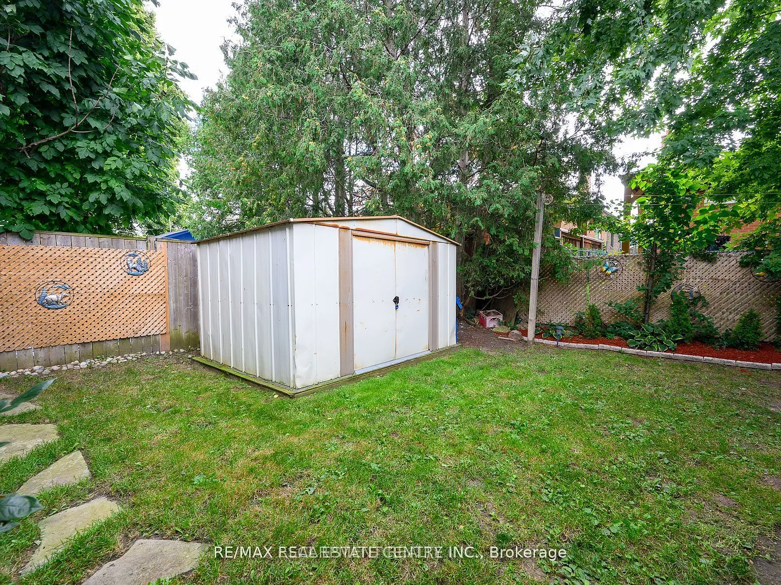 3 bed, $1,999 — Photo 4