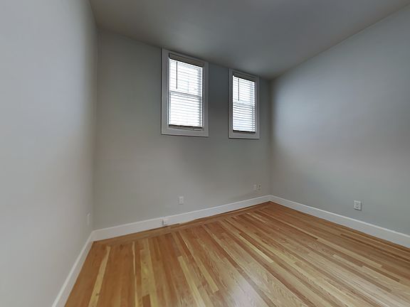 5th image of 1677 Bush St #16