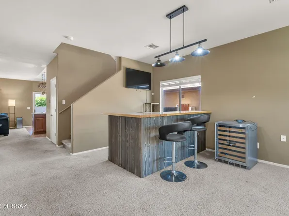 5669 W King Snake Dr, Tucson, AZ 85742