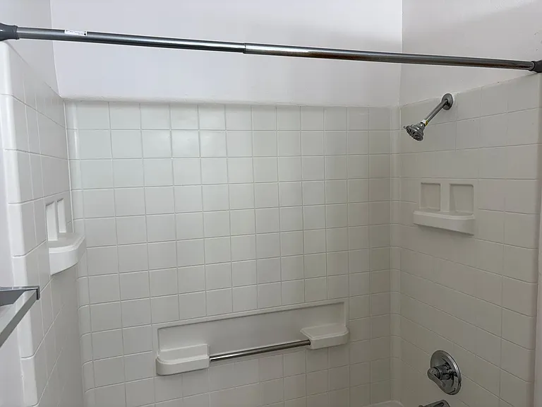 3318 I Street — Photo 4
