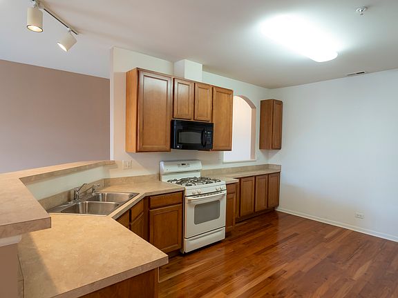 5th image of 2915 Concord Ln #0