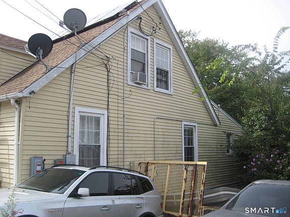 2nd image of 21 Brainerd Road