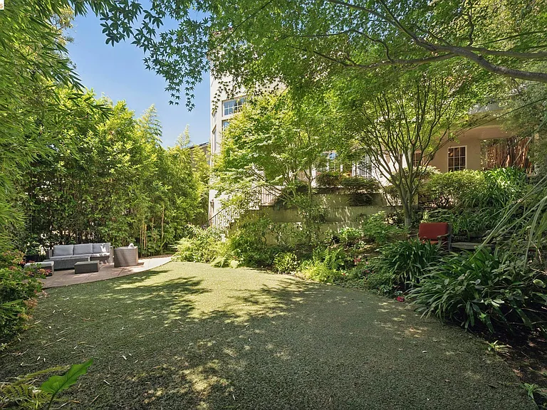 15 Selborne Dr — Photo 20