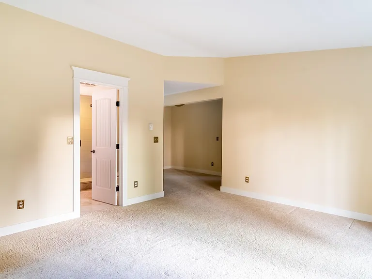 12840 NE 88th St — Photo 25