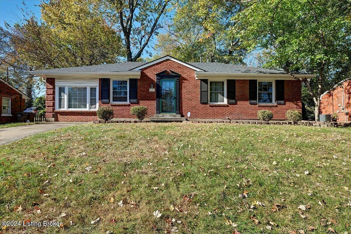 2104 Dogoon Dr photo 1