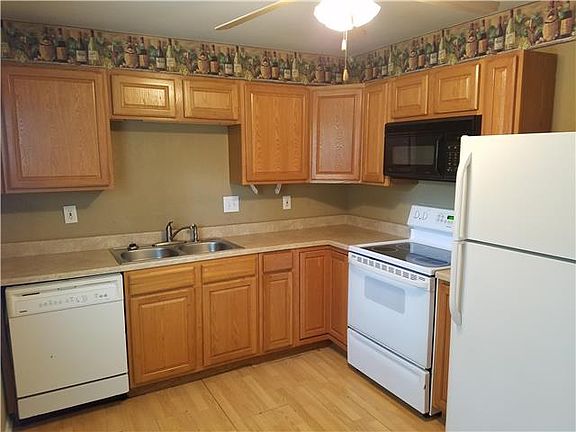 2nd image of 6605 N Charlotte St