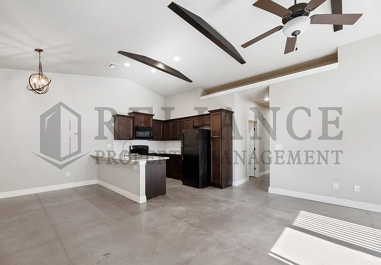 13630 W Nantucket St — Photo 8