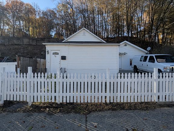 2nd image of 23 Bedford St