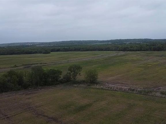 5th image of Thomas Rd