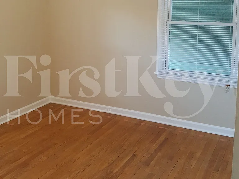 630 Crest St — Photo 7