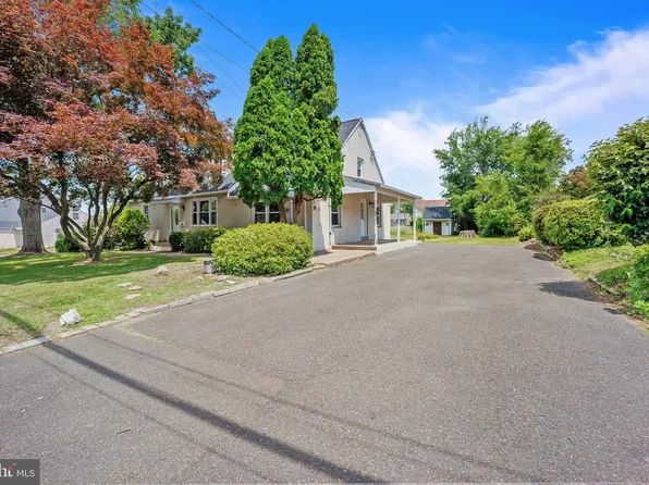 335 Tanner Ave, Hatboro, PA 19040