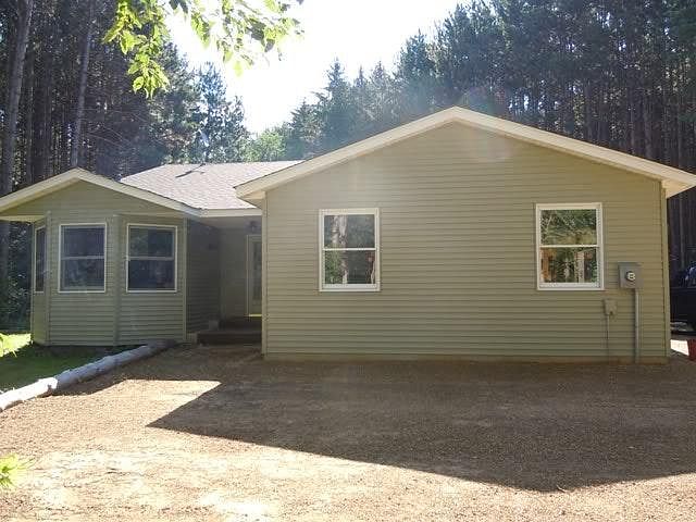 1st image of 19449 W Tri Oak Cir NE