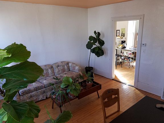 2nd image of 2951 N Fratney St #A
