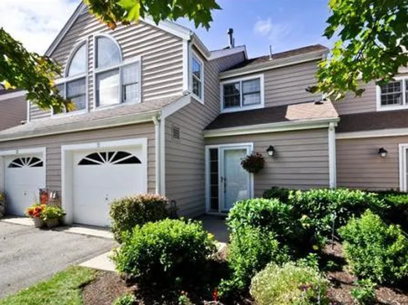 11 Canvasback Way, Walpole, MA 02081