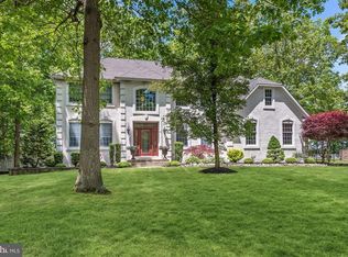 17 Eton Dr, Sewell, NJ 08080