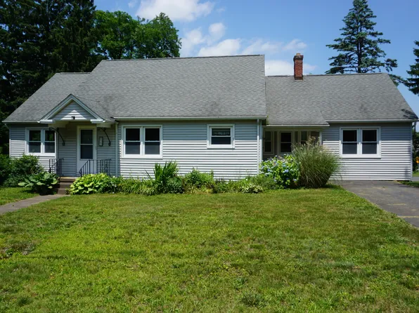 22 Elizabeth Street, Ellington, CT 06029