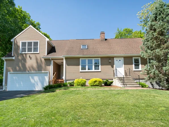 12 Ridge Rd, Shrewsbury, MA 01545