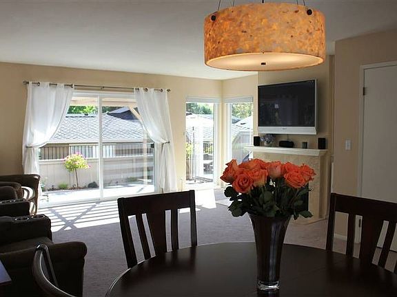 2nd image of 501 Rolling Hills Ln
