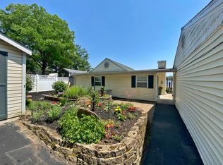 16305 Pretty Lake Dr, Mecosta, MI