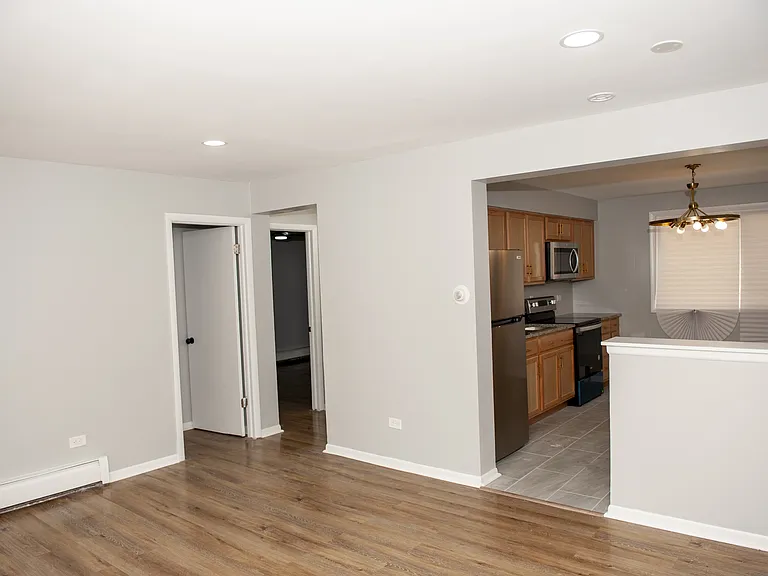 101 Oglesby Ave #1W — Photo 24