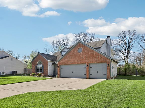 3rd image of 8635 Eagles Nest Dr