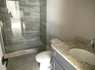 1 bed, 900 sqft, $1,675, Savannah, GA 31401