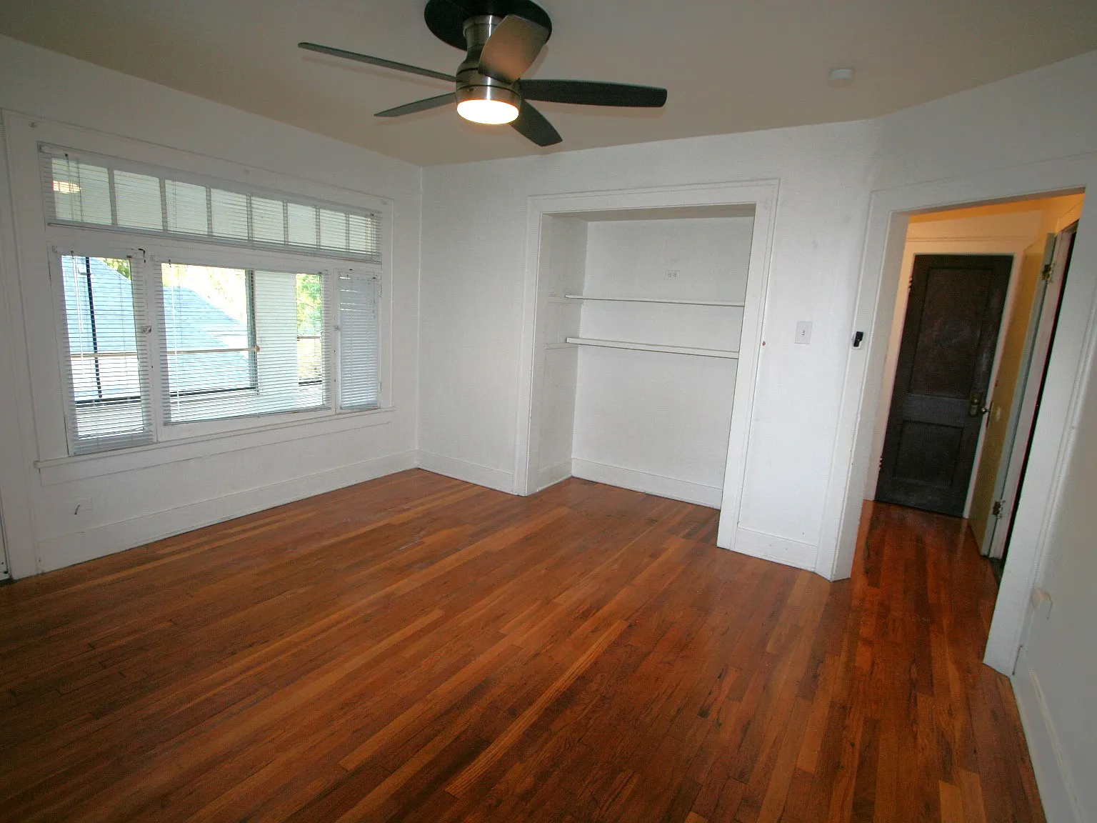 Studio, 375 sqft, $1,175 — Photo 3
