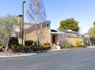 4 Berkeley Ct, Santa Cruz, CA 95062