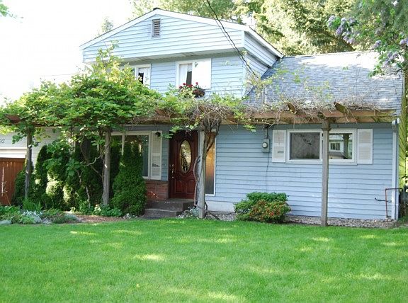 2nd image of 6513 183rd Pl SW