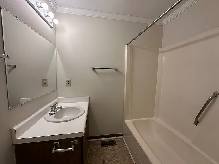 105 Lantern Way — Photo 27