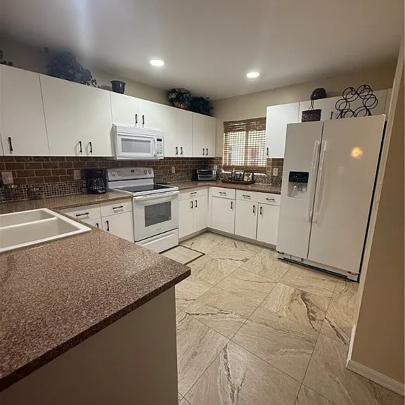 1113 SE 20th Ct — Photo 5