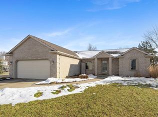 9530 Mill Ridge Run, Fort Wayne, IN 46835