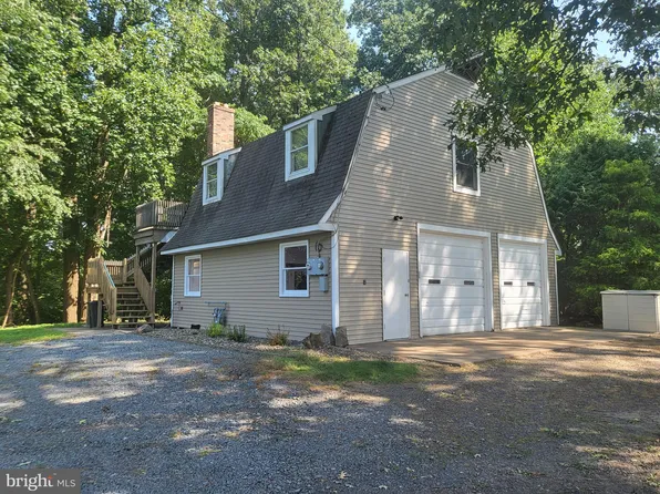 1100 Riverview Dr, Florence, NJ 08518