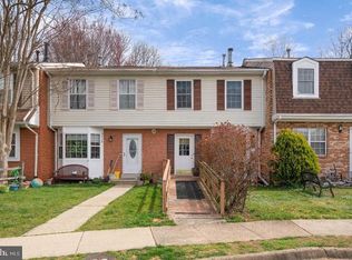 3433 Castle Hill Dr, Woodbridge, VA 22193