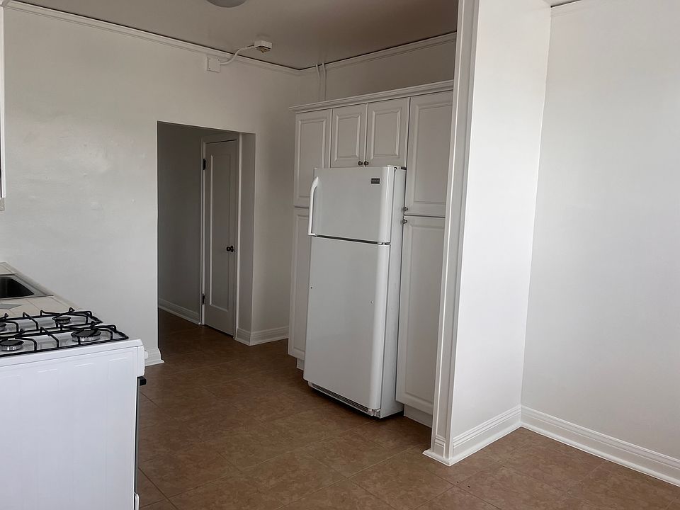 1st image of 3005 Main St APT 514
