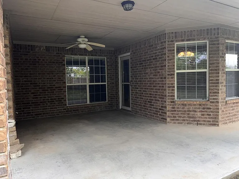 5615 Drystone Ln — Photo 10