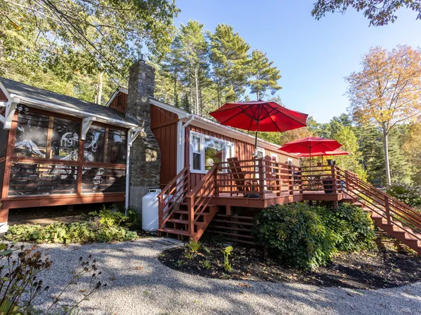 89 Lakeview Rd, Boothbay Harbor, ME 04538