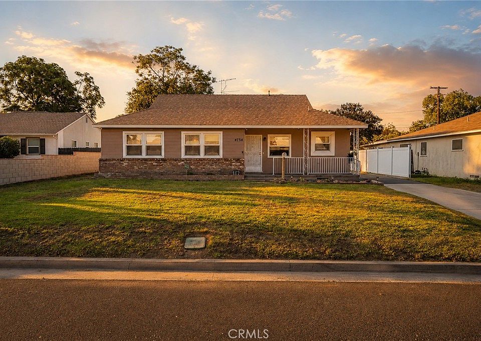 1st image of 4734 Sierra St