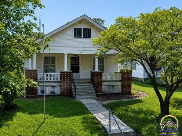 1216 Central Ave, Horton, KS 66439