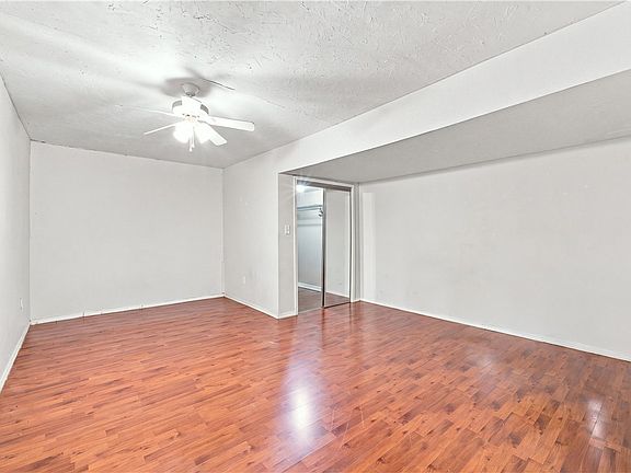 4th image of 1302 Austin Ave