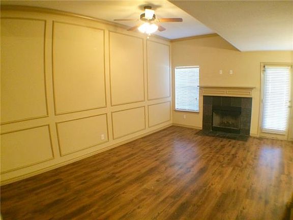 2nd image of 3912 Vista Mar Dr