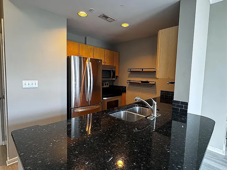 715 N Church St #408 — Photo 5