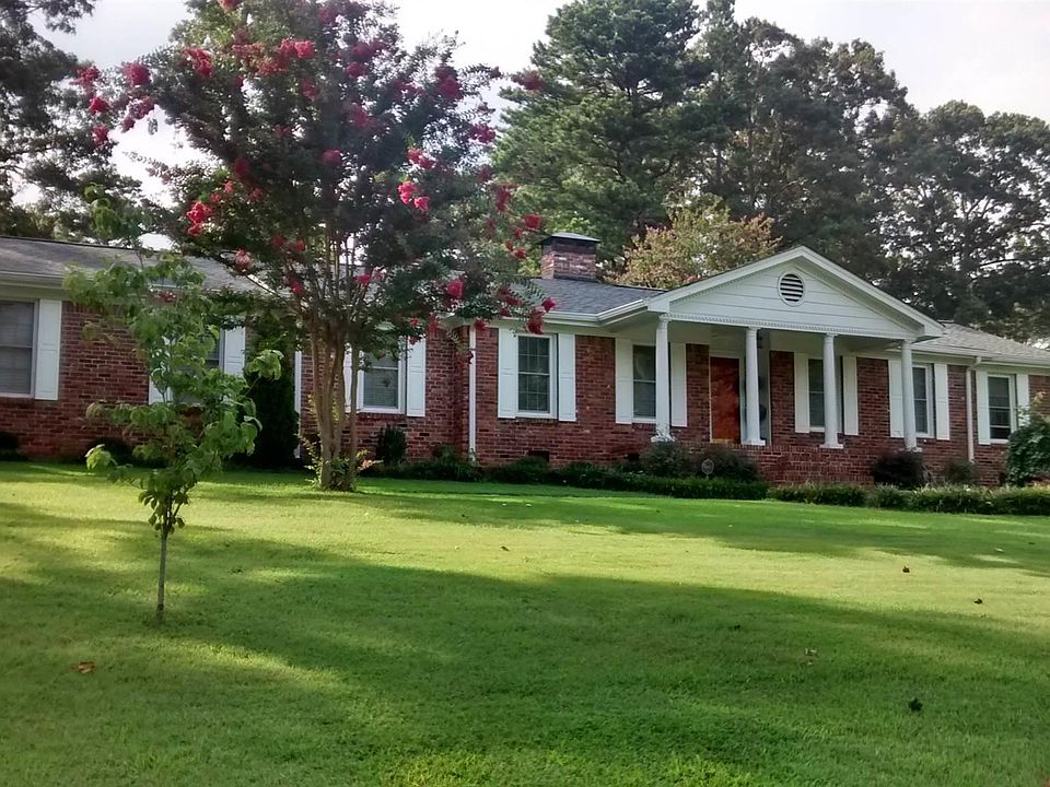 1st image of 3226 Bolissa Dr