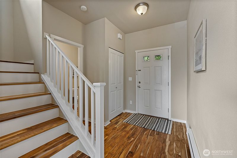 4th image of 7722 39th Avenue S