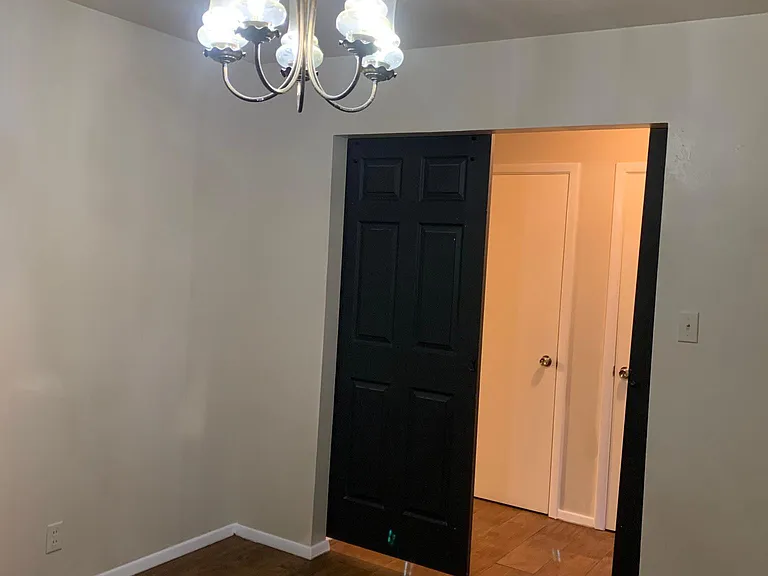 1221 Wedgewood Dr — Photo 18