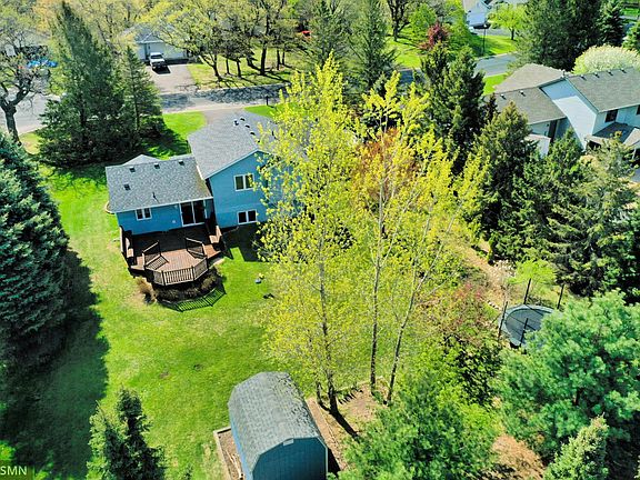 5th image of 27470 Fletcher Ct