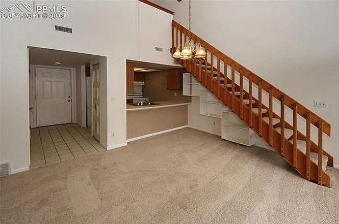 3 bed, 1.5 bath, 1232 sqft, $1,400 — Photo 4